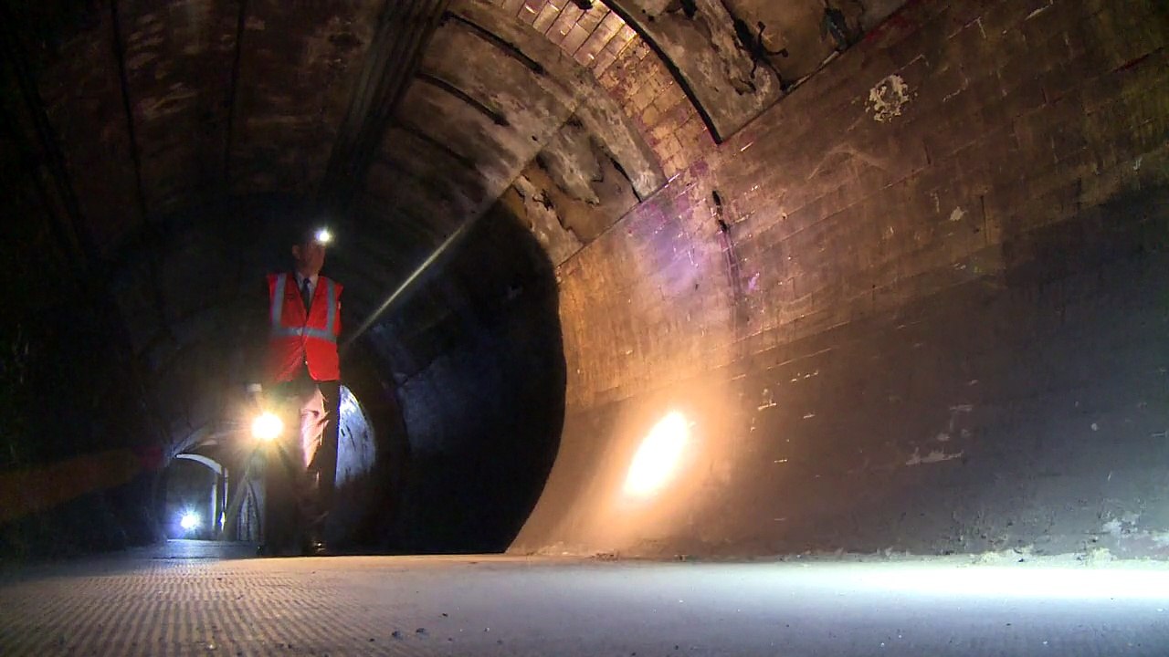 Geister-U-Bahn-Stationen in London warten auf neues Leben