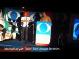 MediaRakyat Newsflash: Anwar Ibrahim at Miri 08/04/2011