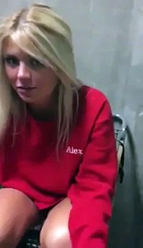 Quand tu penses que descendre les escaliers dans un caddie est une bonne idée