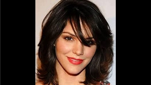 Layered And Outward Feather Cut Hair Style Video Dailymotion
