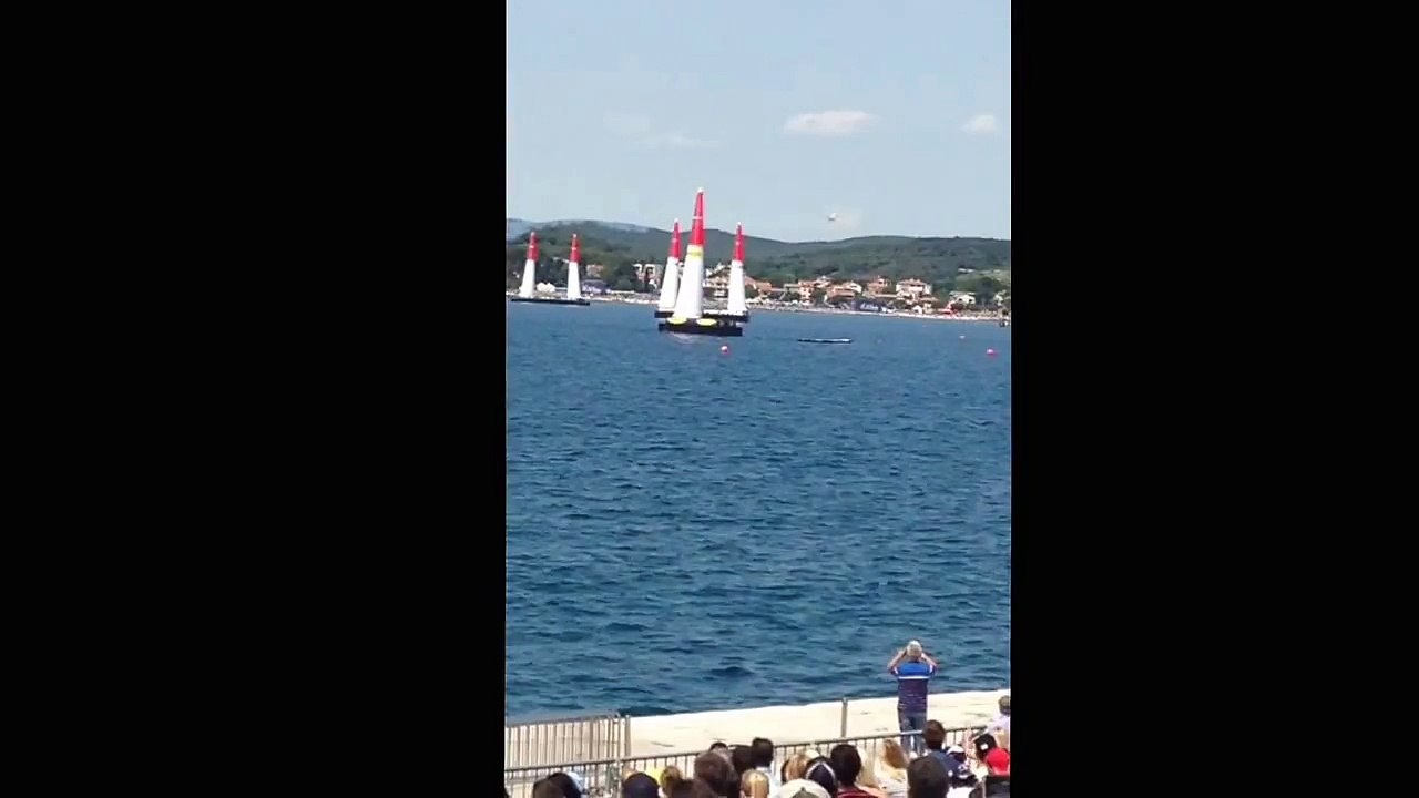 RED BULL AIR RACE live xxx