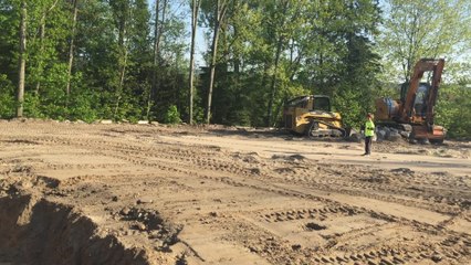 Kid face plants after failed jump attempt