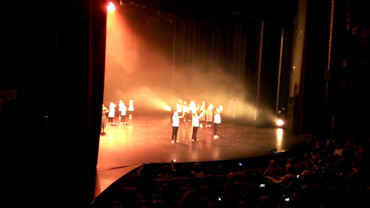 Spectacle Manon 2015 - Je vole