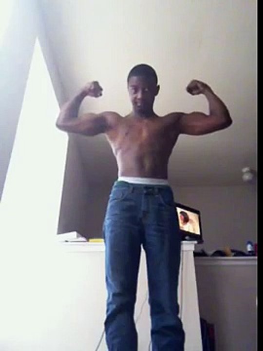 13 year old Jeffon Spikes,flex and exercising