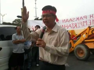 Tian Chua: Kg Terentang against demolition by TNB (1)