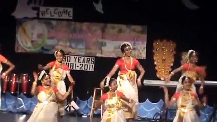 Kerala folk dance .wmv