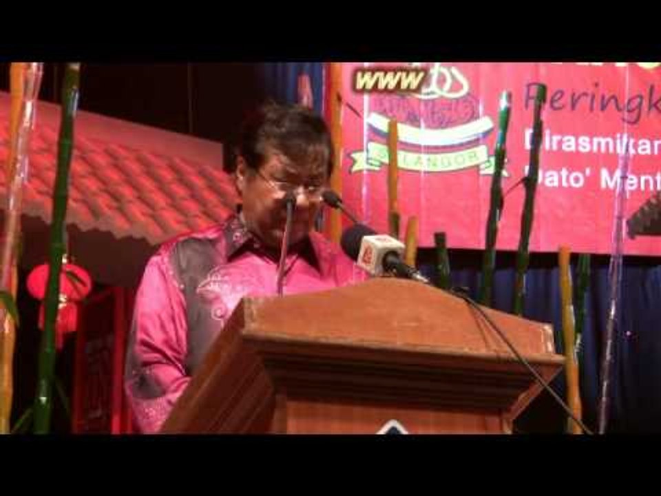Selangor State 2010 Chinese New Year Open House: Khalid Ibrahim (Part 1)