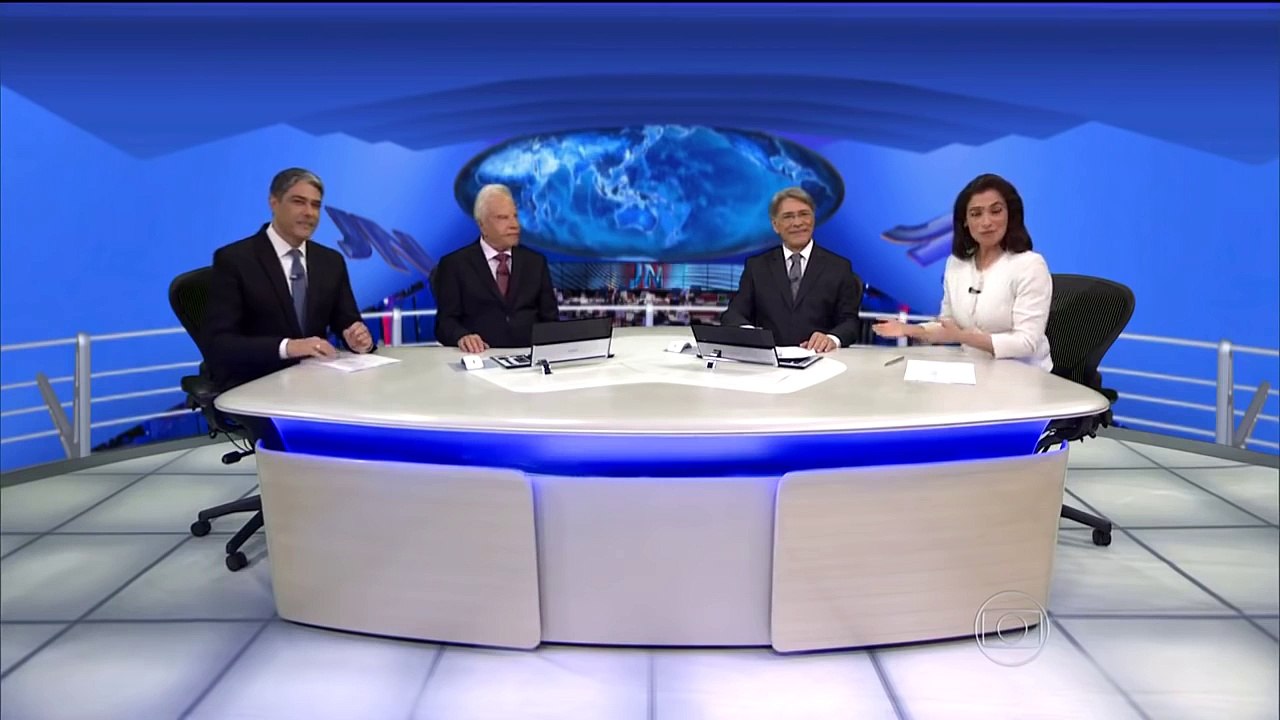 Jornal Nacional - Encerramento HISTÓRICO (24/04/2015)