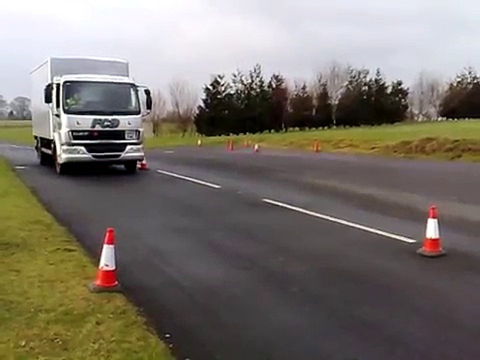C1 Training Exeter - 7.5 Tonne Driver Training Devon - LGV Reversing Exercise