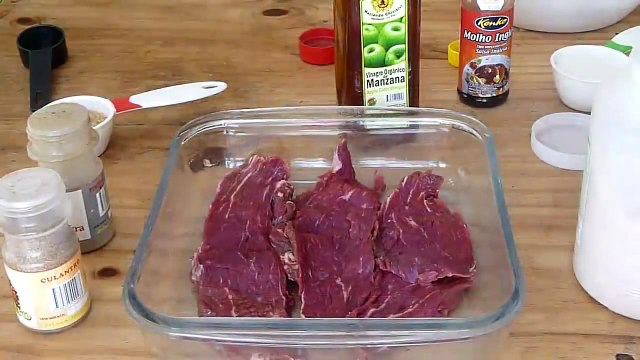 DIY cooking: Biltong (South African Beef Jerky)