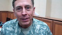 Gen. Petraeus gives 