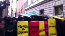 30/11 Corteo studenti grande indignazione sotto Montecitorio