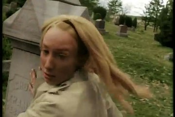 Cemetery Zombie scene (Night of the Living Dead, 1968)