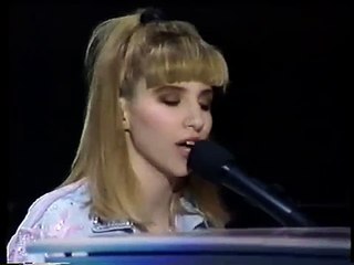 Debbie Gibson - Lost In Your Eyes (Live 1989)
