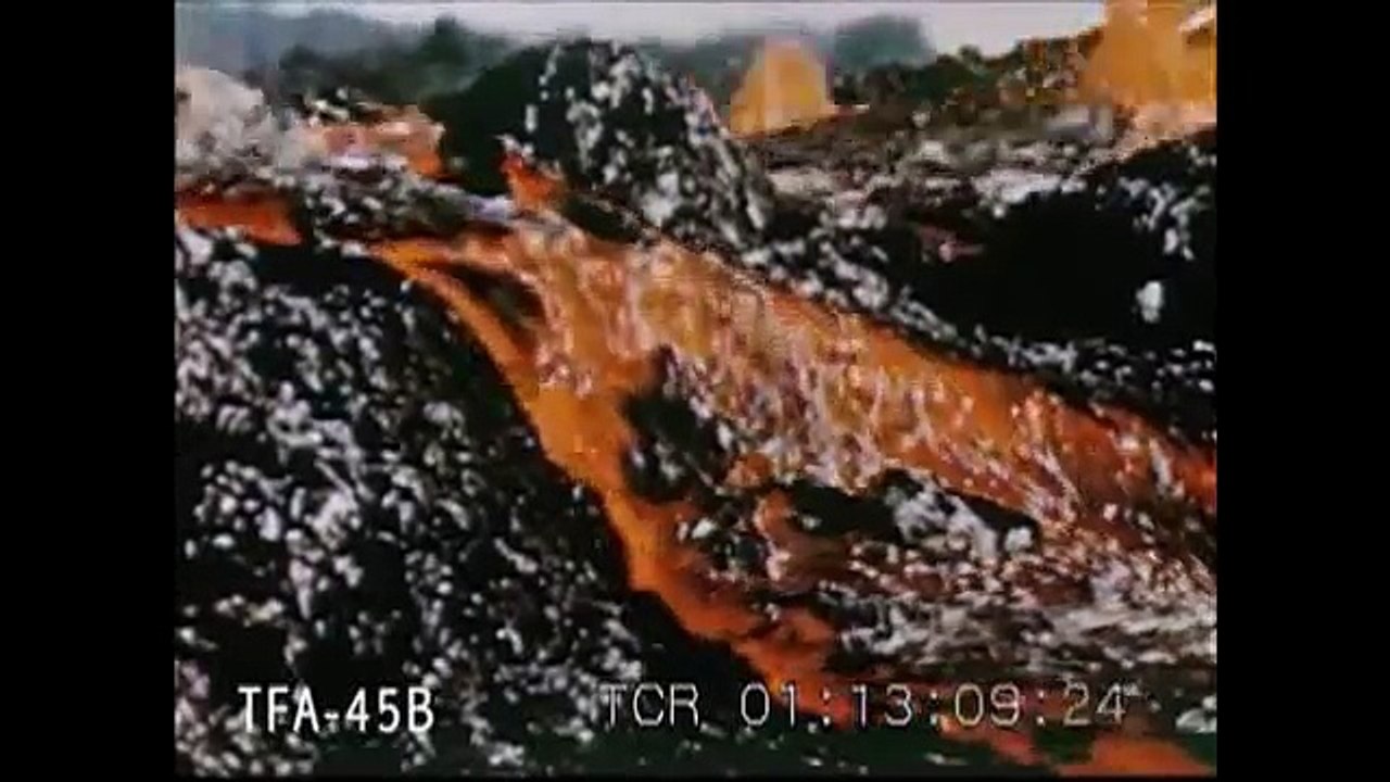 Fantastically Beautiful Eruption of the Mauna Loa Volcano, Hawaii. 1940 – 1984.
