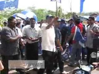 Download Video: Bukit Selambau By-Election : BN & Pakatan Rakyat Supporters Clashed At Sg Lalang