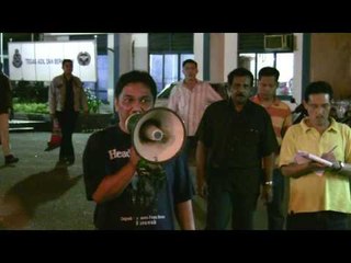 The Arrest Of The Legal 5 At Brickfields (07/05/2009)