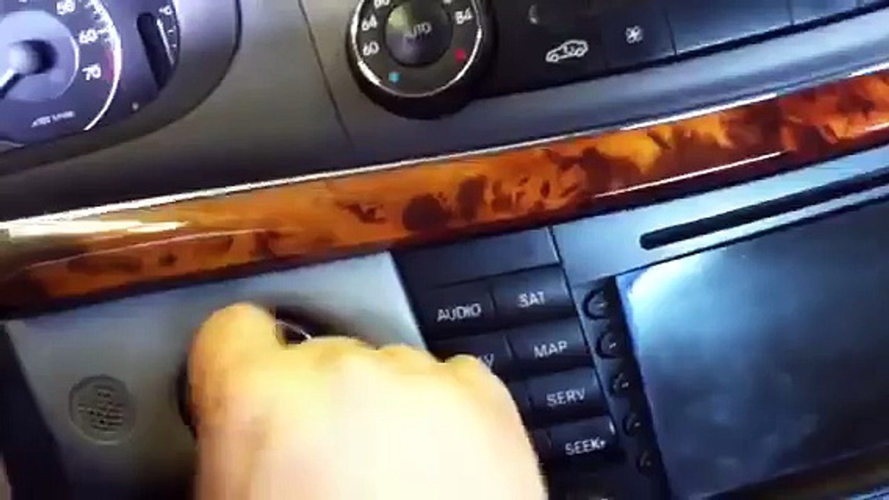 How to reset service light on 07 Mercedes e350