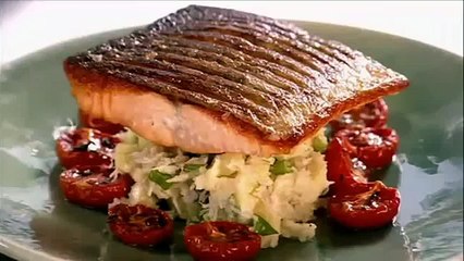 Gordon Ramsay Crispy Salmon
