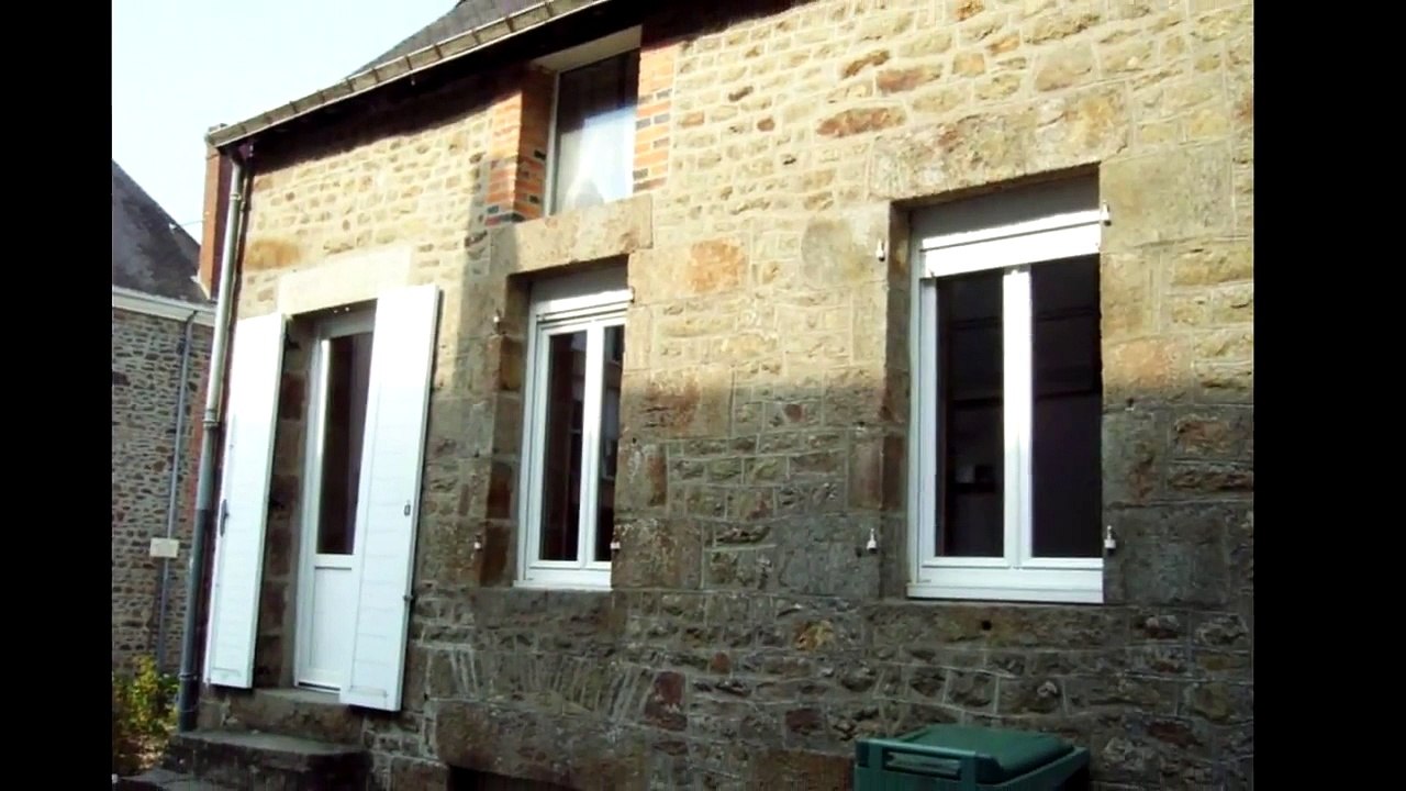 Location Vide - Appartement Ambrières-les-Vallées - 336 + 60 € / Mois