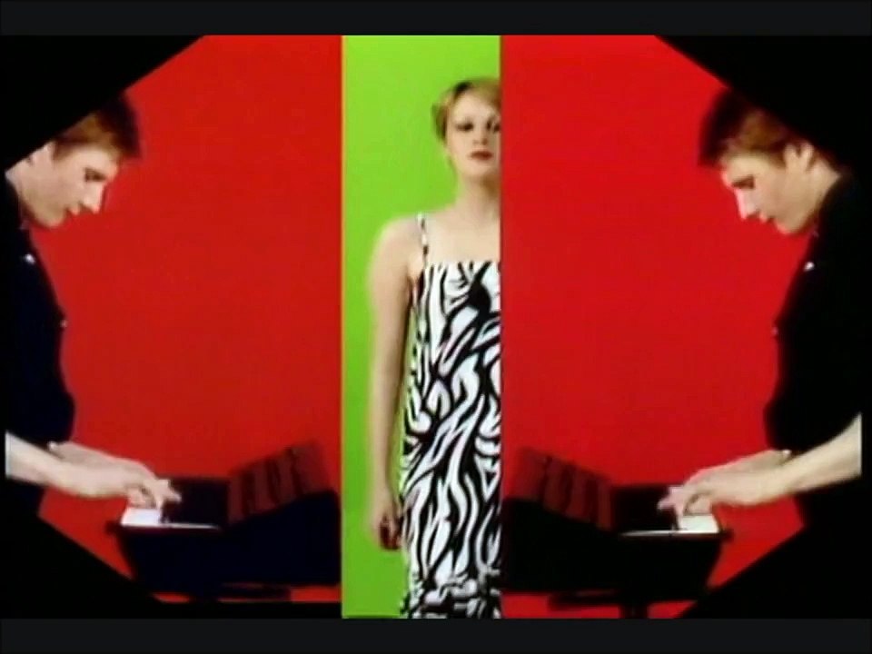 The Human League - Open Your Heart (1981)
