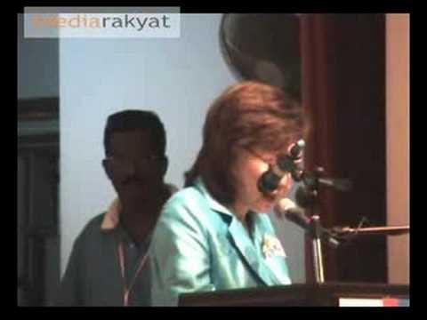 Dr Tan Yee Kew crossed over with 2,000 others to PKR in Klang