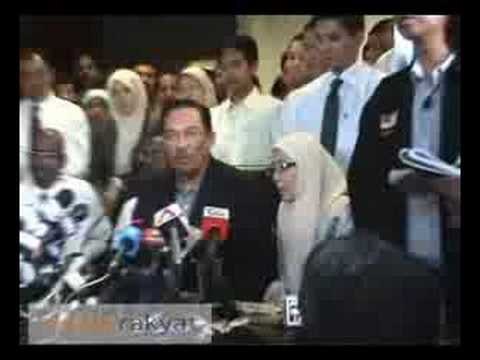 Anwar Ibrahim - Press Conference 17/07/2008 Part 2