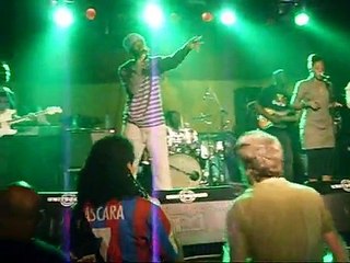 Junior Kelly - Stumbling Blocks (HQ) LIVE in Leiden, The Netherlands (LVC) 2010