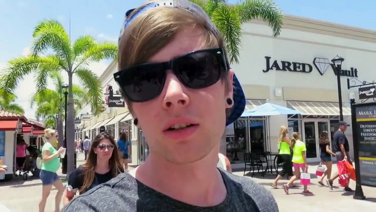 MoreTDM | WELCOME HOME, PUGS!! | TheDiamondMinecart // DanTDM - video ...