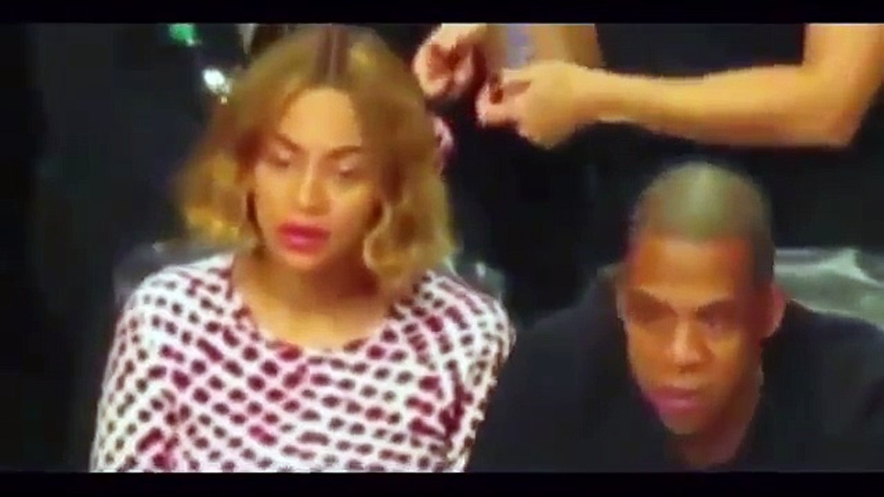 Beyonce and Bill Clinton Under CIA Freemasonic MK-Ultra Mind Control