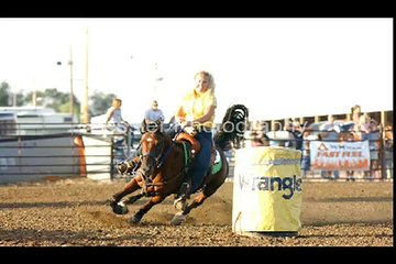Barrel Racing Arabians