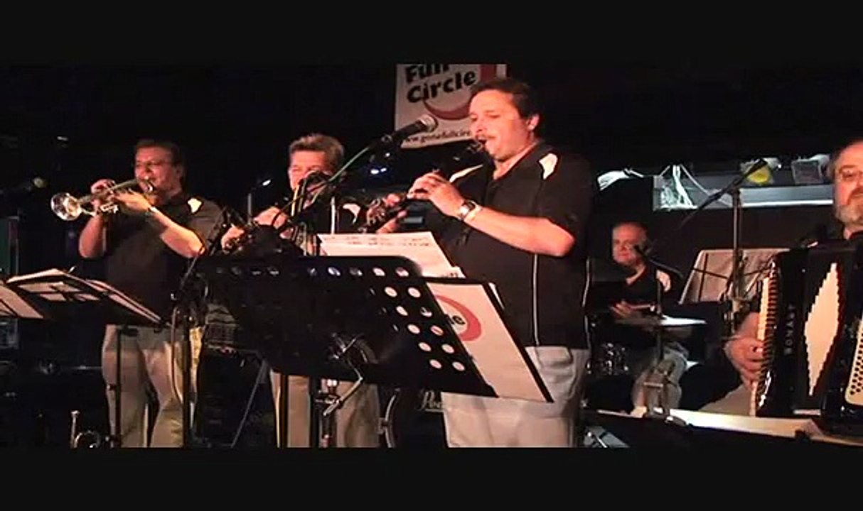 Dry Martini Oberek - Full Circle - Minnesota State Polka Festival - March 2009 - Polkas -  Music