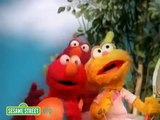 Sesame Street Andrea Bocelli's Lullabye To Elmo // Andrea Bocelli ayuda a dormir a Elmo