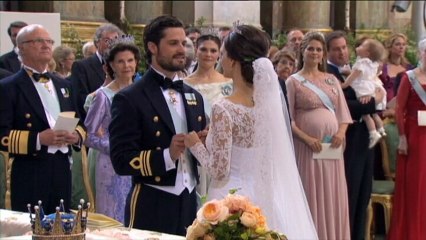 Suède : mariage du prince Carl Philip et Sofia, ex-star de téléréalité