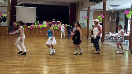 Les premiers pas de danse pour le 24h country