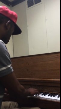 Earned it - The Weekend piano cover instrumental