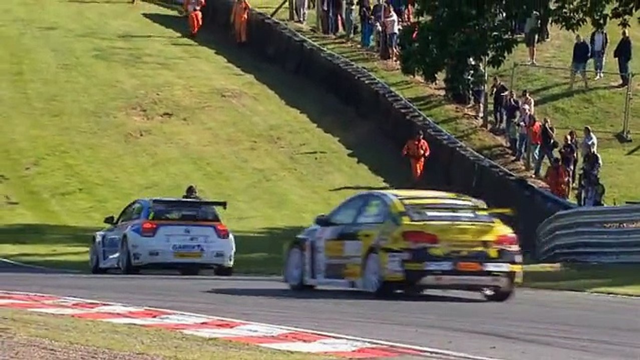 British Touring Car Championship: Outlon Park Round 12 Race 3