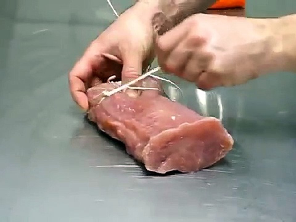 Как правильно обвязать сало, мясо, рыбу перед копчением