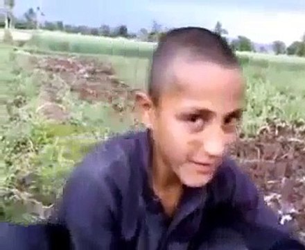 Funny urdu to pashto translation, pathan talent, pashto funny video clip, tapay tang takor, funny pathan videos