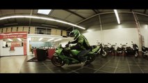 Drift & Stunt | Moto Kidnap!