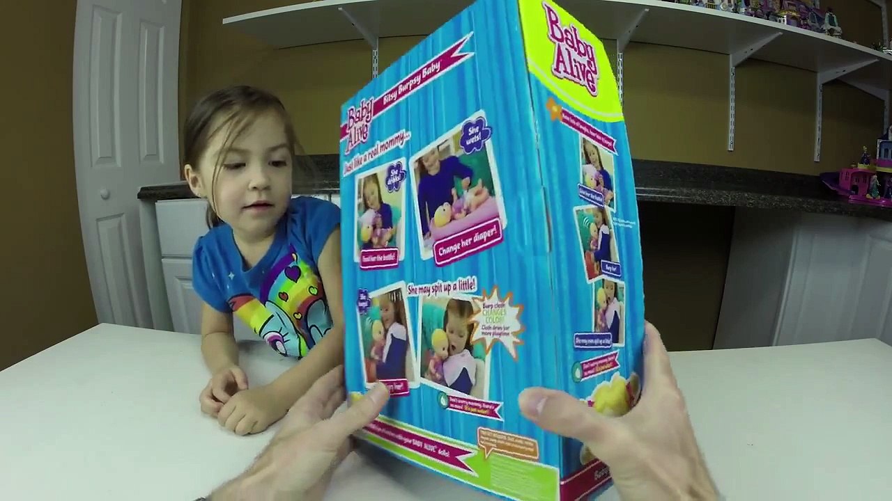 CUTE BABY Alive Baby Doll Color Changing Burp Cloth, Bottle,   Diaper Goes Potty   Spits Up Funny