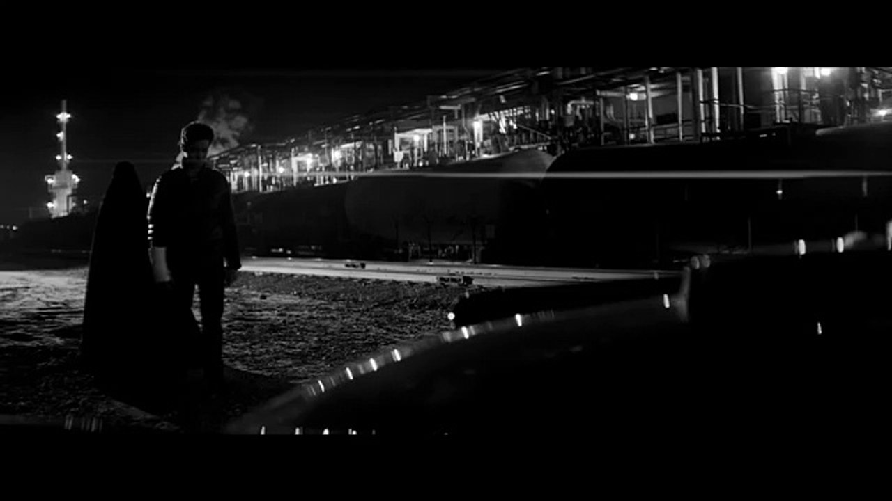 Cheshme Man DARIUSH || A Girl Walks Home Alone at Night