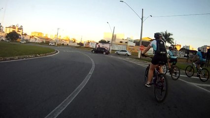 Pedal MTB, 21 amigos, Marcelo Ambrogi, Taubaté, 34 km, SP, Brasil, Time da Taubike nas trilhas rurais