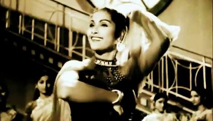 Raj Kapoor's Hits Song - Sab Kuch Seekha Humne - Anari_ HD