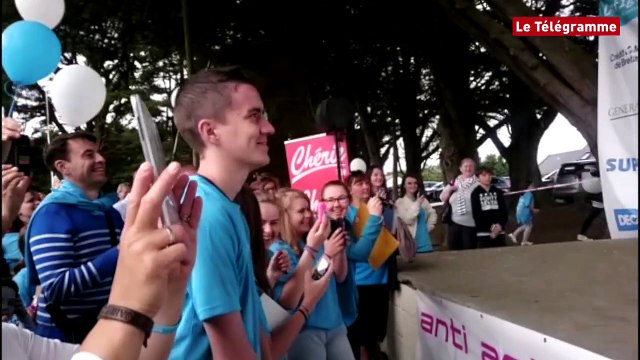 Ile-Tudy (29). Defigena : 1.500 participants, et Nolwenn Leroy