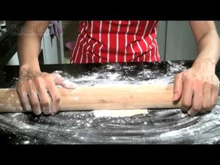 Yuk Intip Seksinya Chef Chitra Masak Puff Pastry Durian