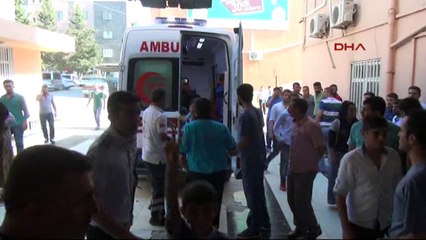 Yolcu otobüsü paramparça oldu