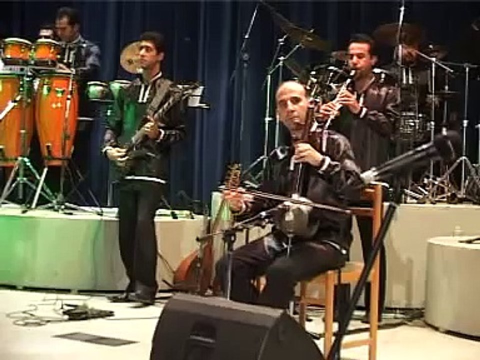 Sen Gelmez Oldun