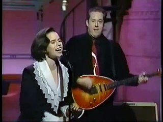 NATALIE MERCHANT few and faw between LIVE '92