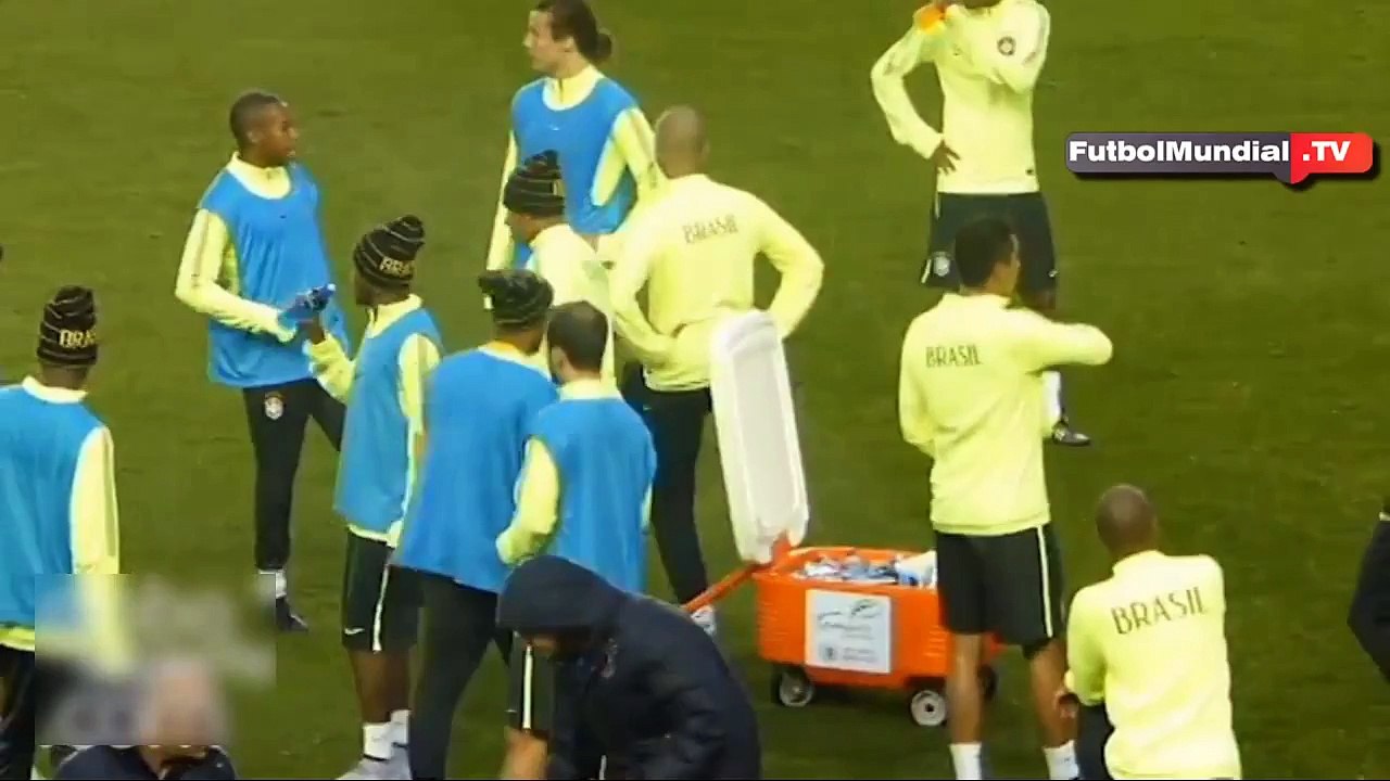 Neymar show penaltis entrenamiento de Brasil Copa América 2015
